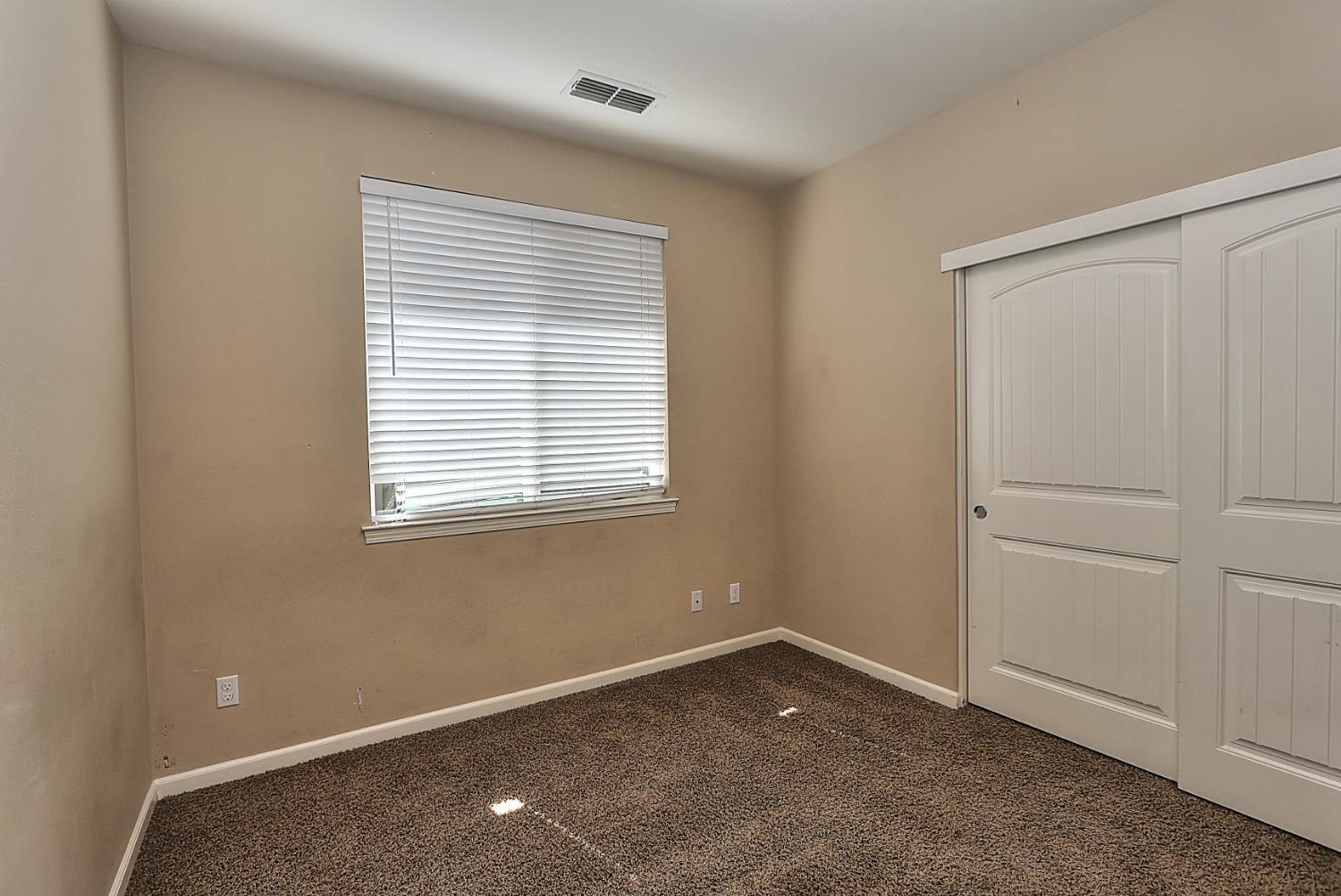 Detail Gallery Image 39 of 57 For 8012 Spiess Ct, Elk Grove,  CA 95757 - 4 Beds | 2 Baths