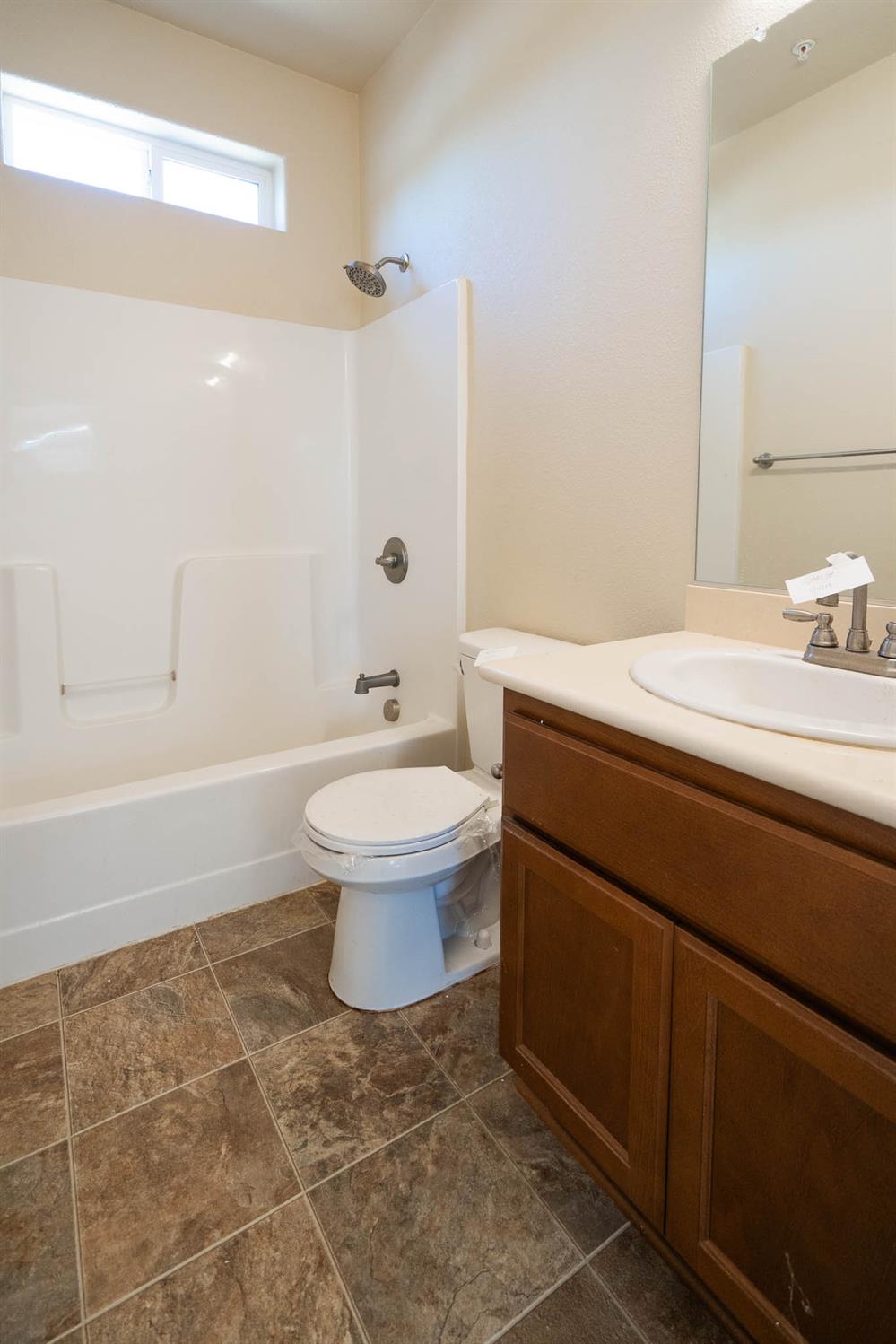 Detail Gallery Image 17 of 29 For 732 Spreckels, King City,  CA 95355 - 4 Beds | 3 Baths