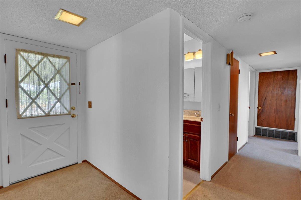 Detail Gallery Image 6 of 33 For 2410 N Township Rd, Yuba City,  CA 95993 - 3 Beds | 2 Baths