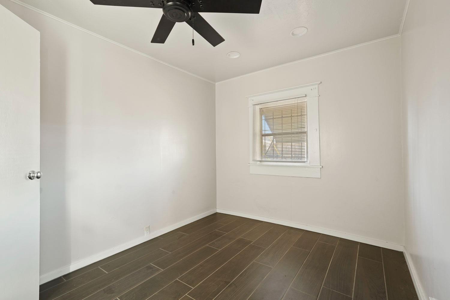 Detail Gallery Image 37 of 40 For 1129 S Lincoln St, Stockton,  CA 95206 - 3 Beds | 2 Baths