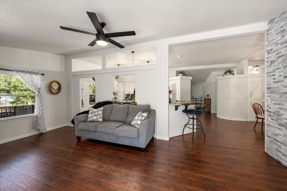 Detail Gallery Image 17 of 70 For 9131 Country Rd, Georgetown,  CA 95634 - 3 Beds | 2 Baths