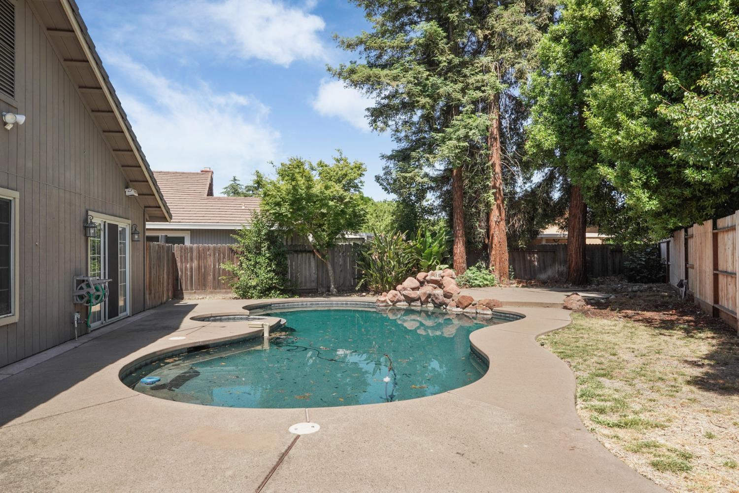 Detail Gallery Image 37 of 43 For 2903 Raintree Ct., Stockton,  CA 95219 - 3 Beds | 2 Baths