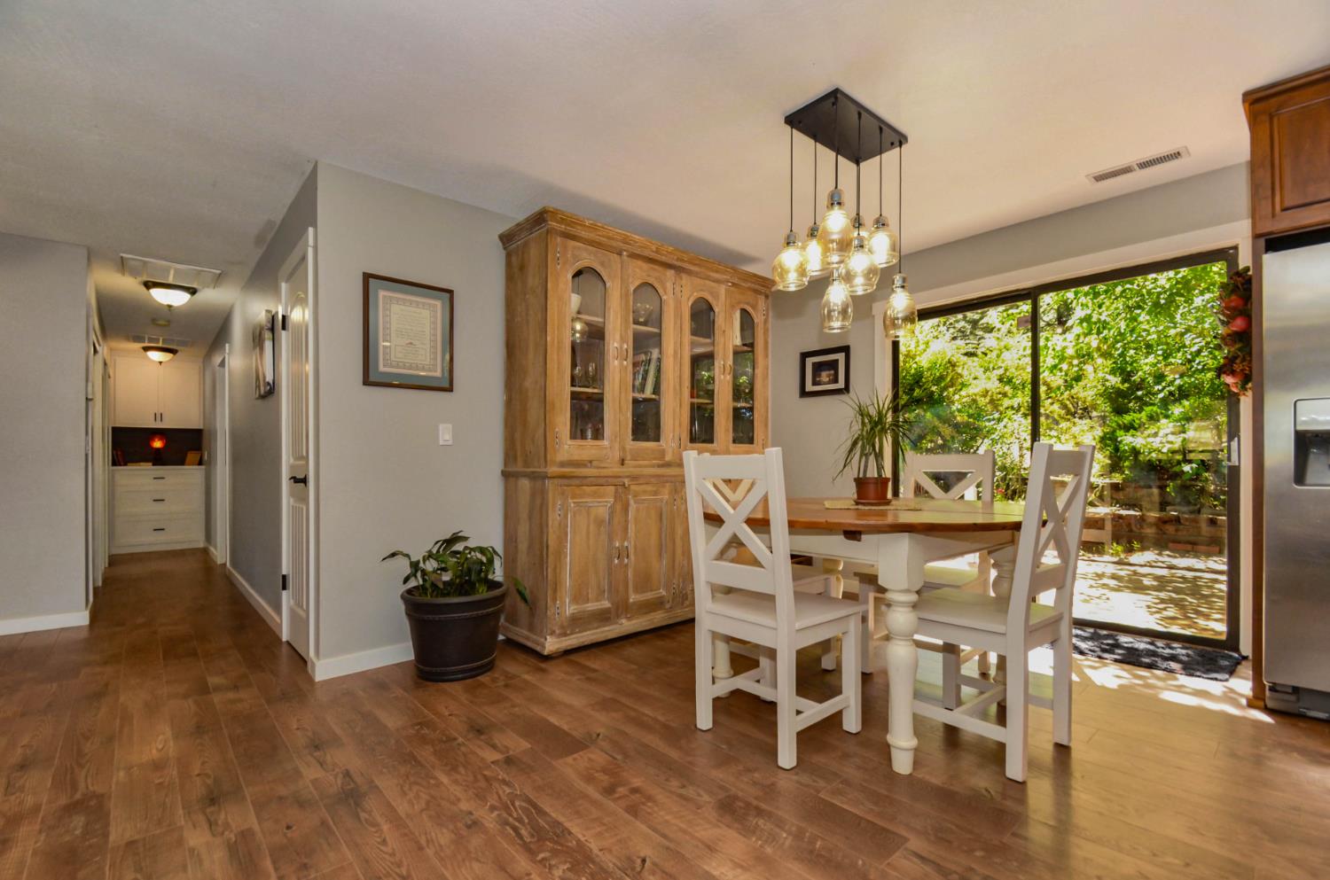 Detail Gallery Image 17 of 68 For 10376 Tabeaud Rd, Pine Grove,  CA 95665 - 3 Beds | 3 Baths