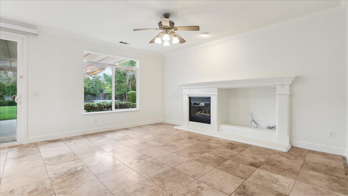 Detail Gallery Image 24 of 64 For 2133 Butterfield Ln, Lincoln,  CA 95648 - 4 Beds | 3 Baths