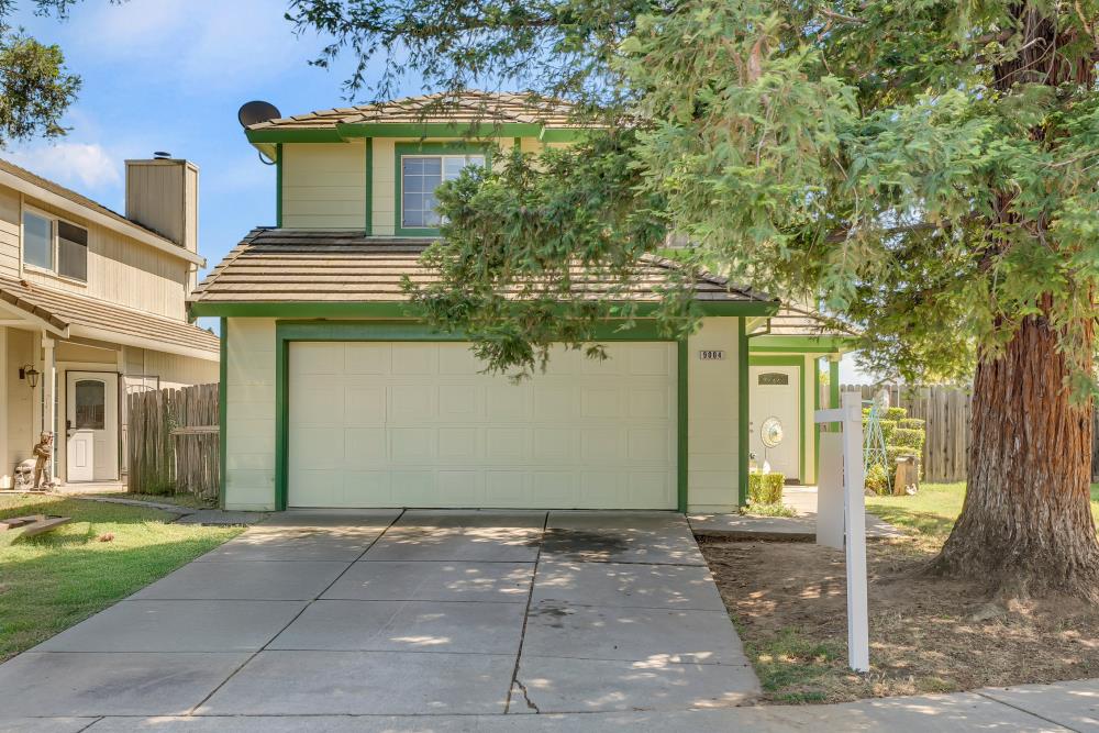 Detail Gallery Image 1 of 46 For 9004 Beryl Creek Way, Elk Grove,  CA 95758 - 3 Beds | 2/1 Baths