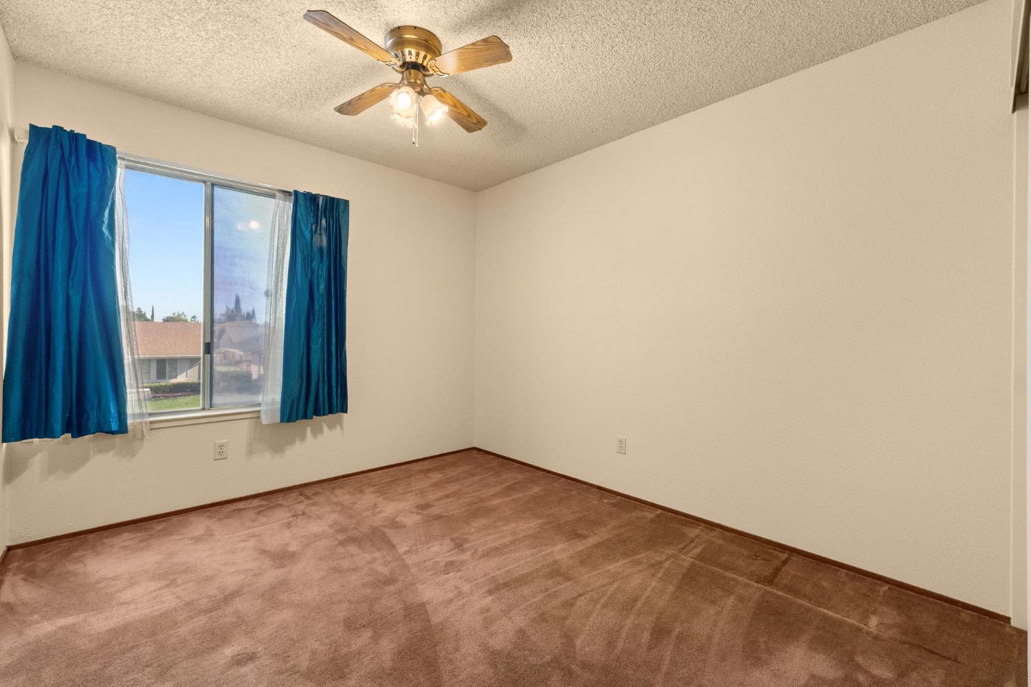 Detail Gallery Image 23 of 40 For 4195 Amapola Way, Sacramento,  CA 95823 - 4 Beds | 2/1 Baths
