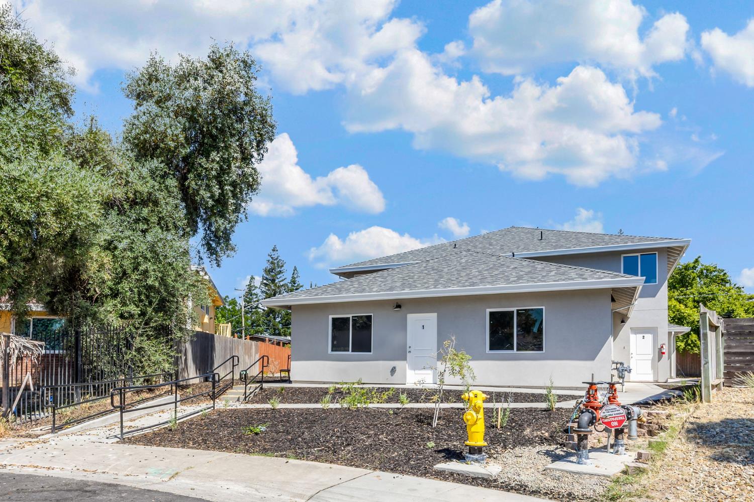 Detail Gallery Image 3 of 81 For 2409 Cava Ct, Sacramento,  CA 95825 - – Beds | – Baths