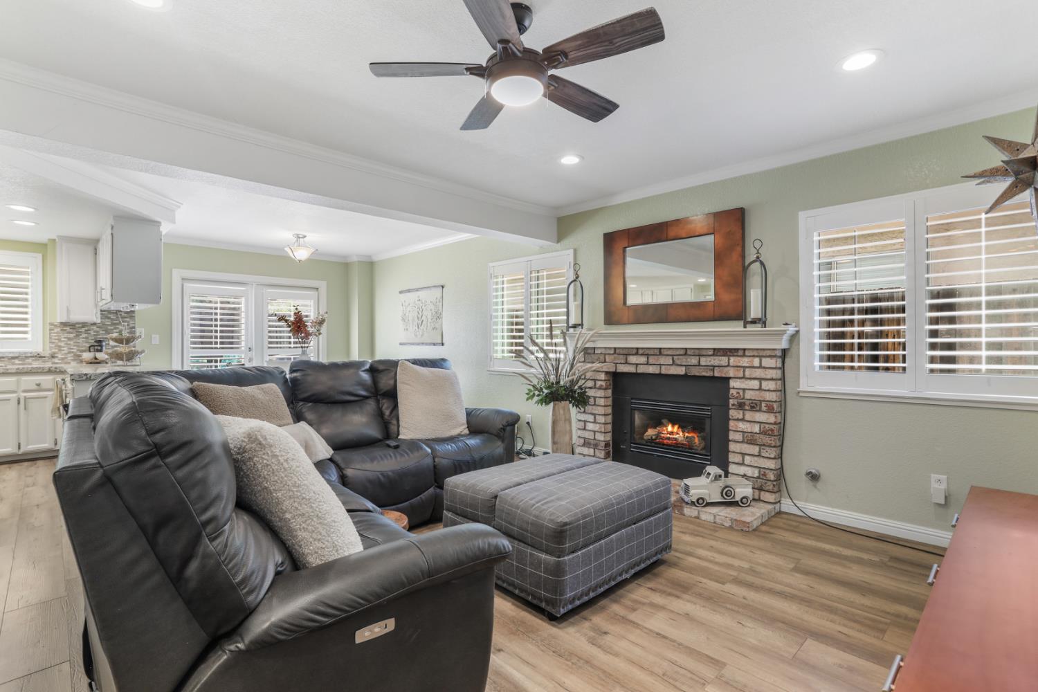 Detail Gallery Image 18 of 36 For 280 Arroyo Hondo Cir, Tracy,  CA 95376 - 3 Beds | 2/1 Baths
