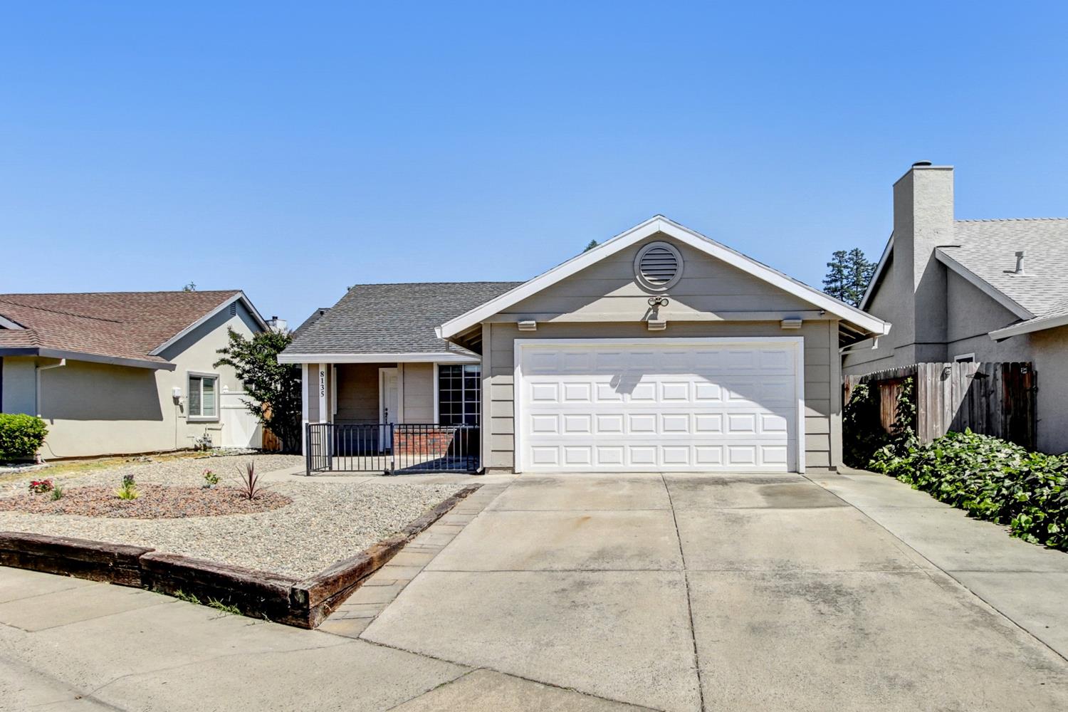 Detail Gallery Image 42 of 43 For 8135 Traver Ct, Sacramento,  CA 95828 - 3 Beds | 2 Baths