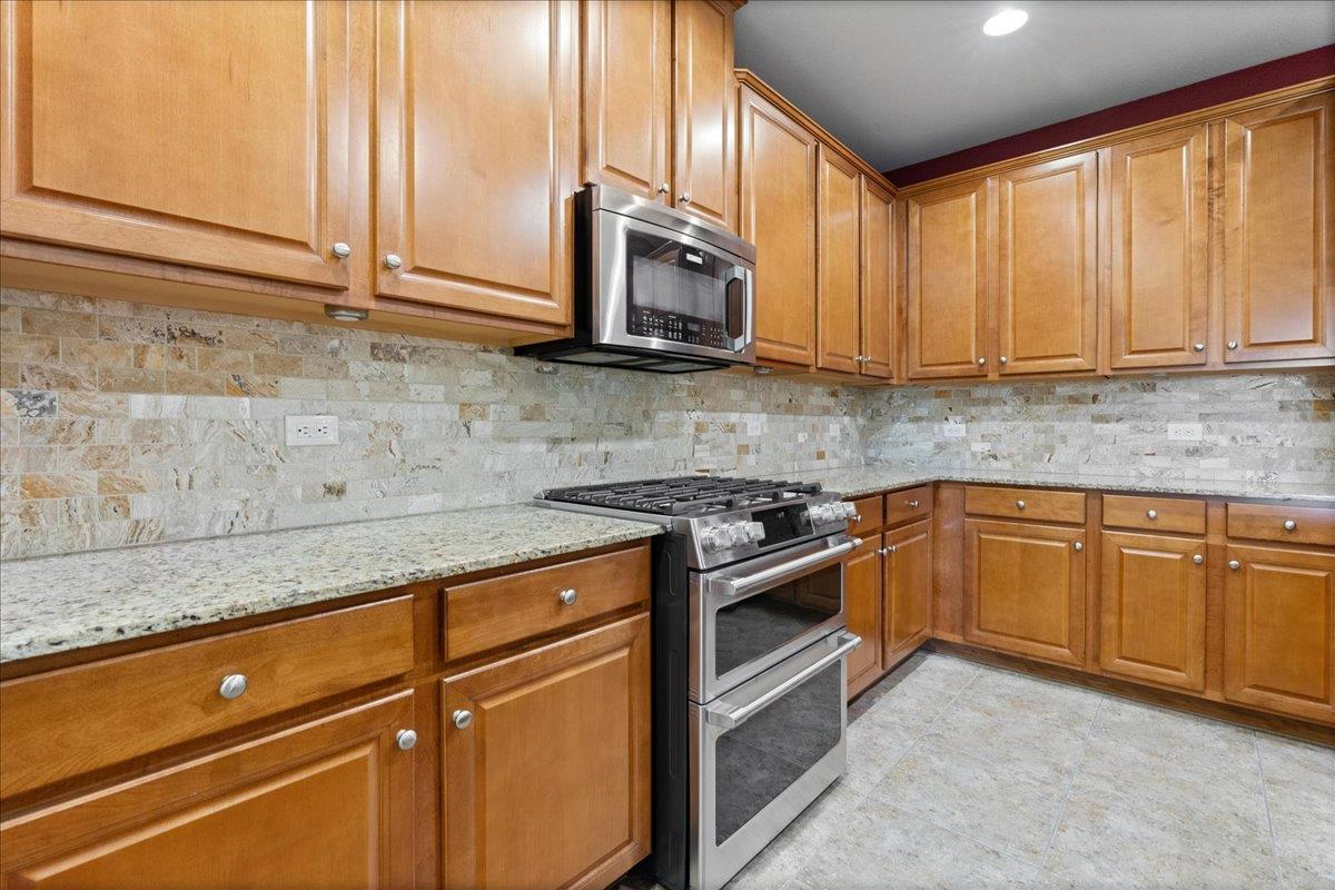 Detail Gallery Image 16 of 48 For 5313 Dusty Rose Way, Rancho Cordova,  CA 95742 - 3 Beds | 2 Baths