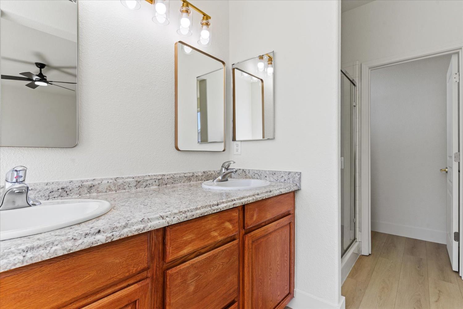 Detail Gallery Image 47 of 63 For 156 Bristol Way, Yuba City,  CA 95993 - 5 Beds | 2/1 Baths