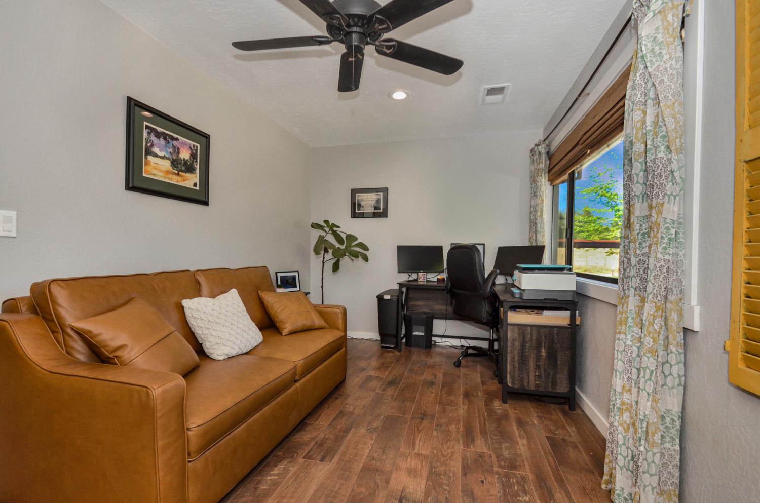 Detail Gallery Image 35 of 68 For 10376 Tabeaud Rd, Pine Grove,  CA 95665 - 3 Beds | 3 Baths