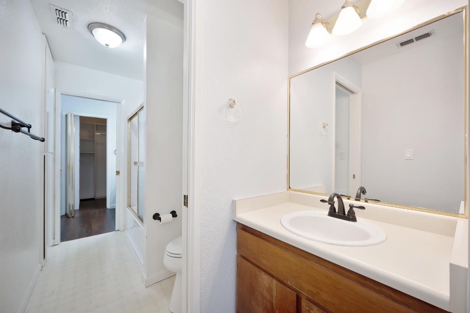 Photo #25: 225061500 Listing: Photo #25