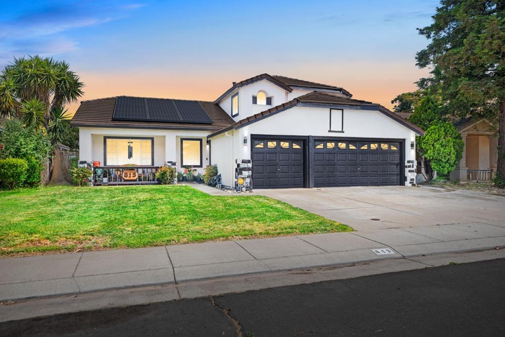 Detail Gallery Image 1 of 52 For 813 Sugar Pine Dr, Lathrop,  CA 95330 - 4 Beds | 3 Baths