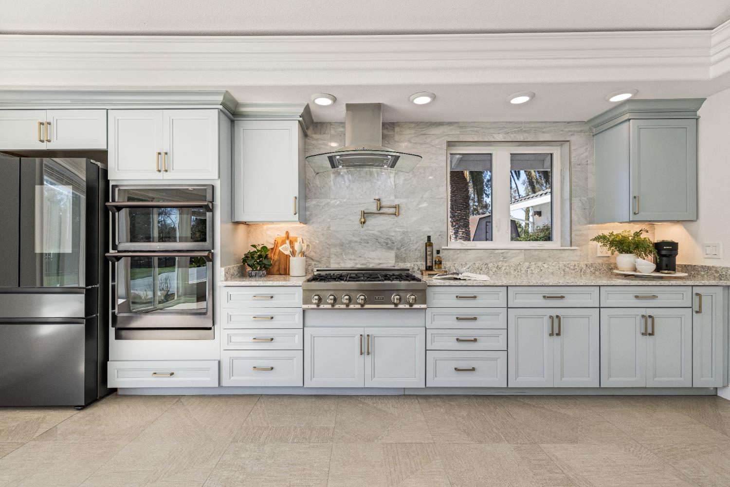 Detail Gallery Image 35 of 94 For 6615 Arabian Cir, Granite Bay,  CA 95746 - 5 Beds | 3 Baths