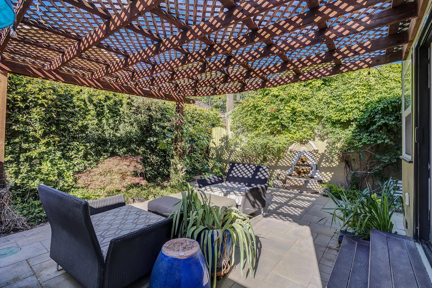 Detail Gallery Image 31 of 42 For 1621 Vallejo Way, Sacramento,  CA 95818 - 3 Beds | 2/1 Baths