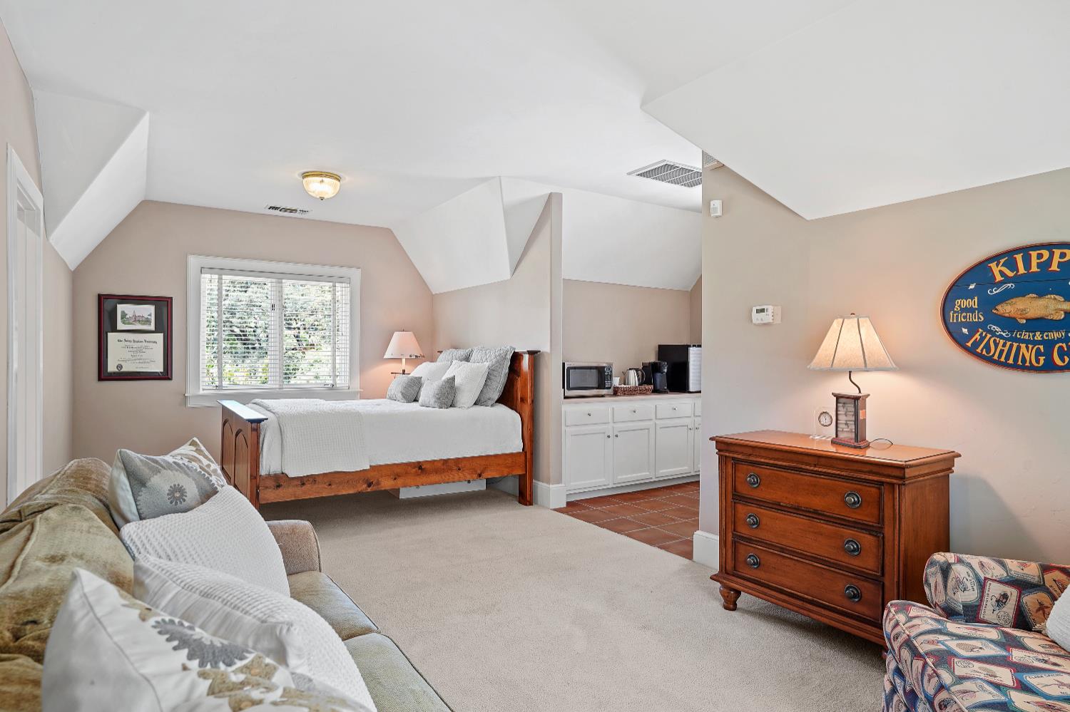 Detail Gallery Image 80 of 89 For 510 Knightsbridge Ln, Sacramento,  CA 95864 - 6 Beds | 4/1 Baths