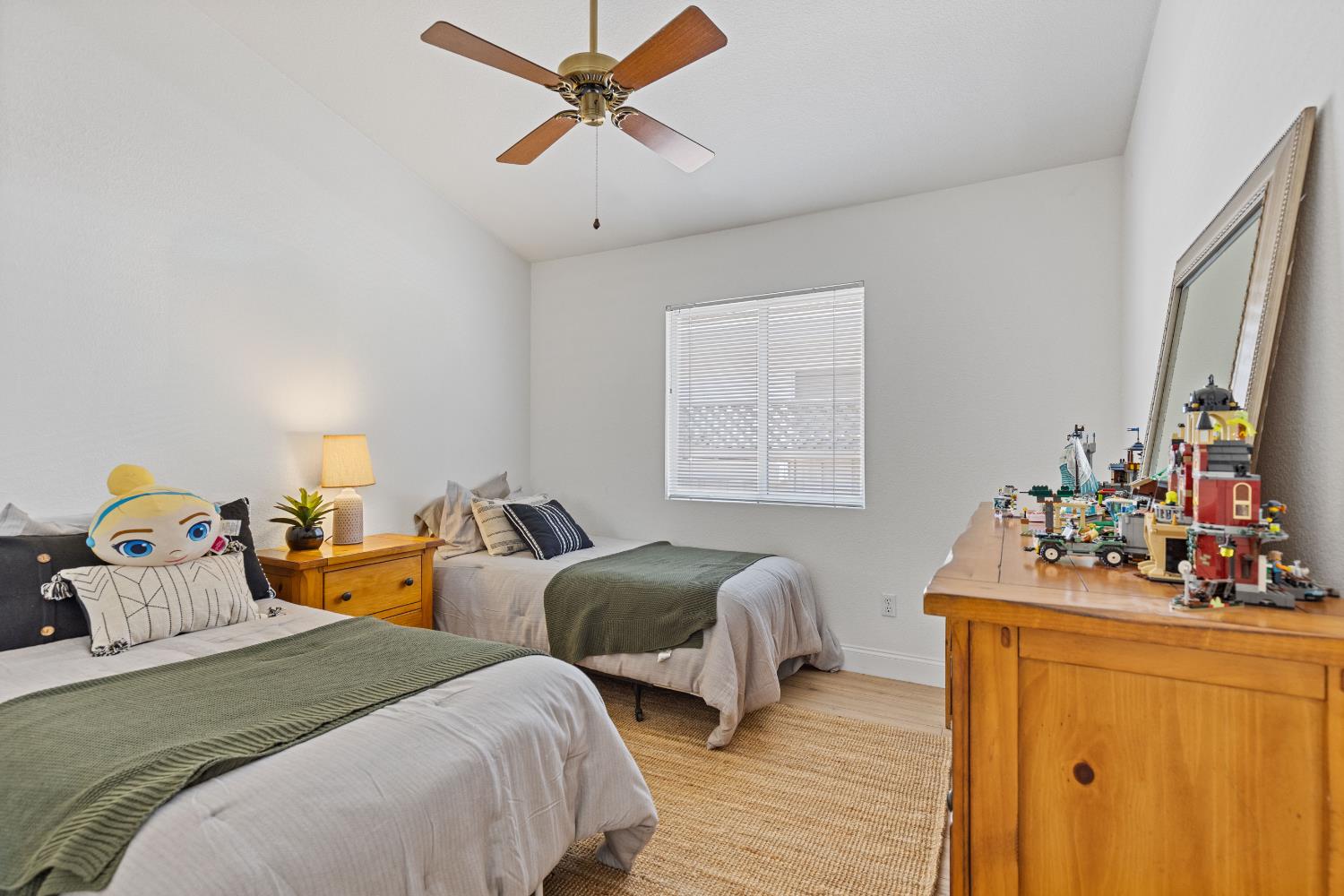 Detail Gallery Image 26 of 51 For 5449 Campcreek Loop, Roseville,  CA 95747 - 2 Beds | 2 Baths