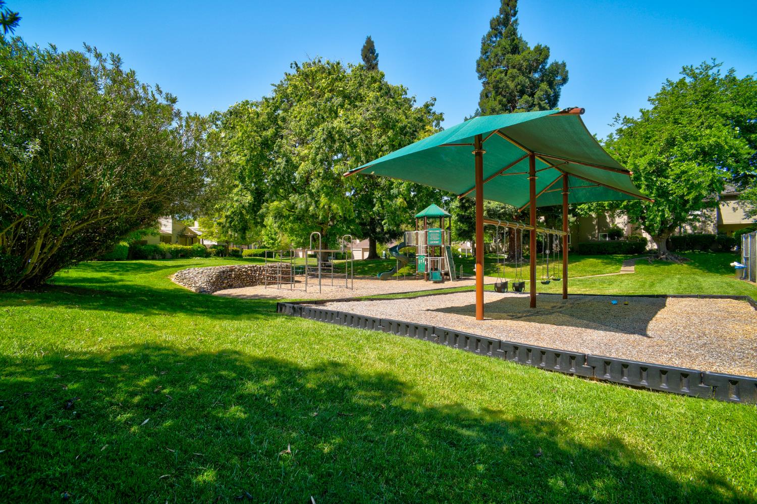 Photo #53: 225053246 Listing: Photo #53