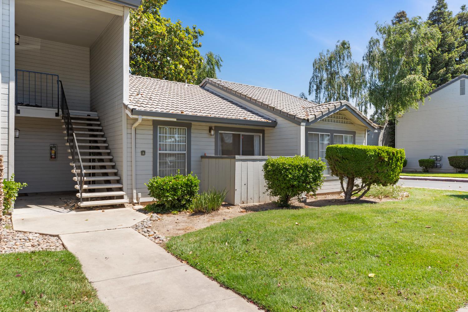 Detail Gallery Image 2 of 35 For 3933 Dale Rd a,  Modesto,  CA 95356 - 2 Beds | 2 Baths