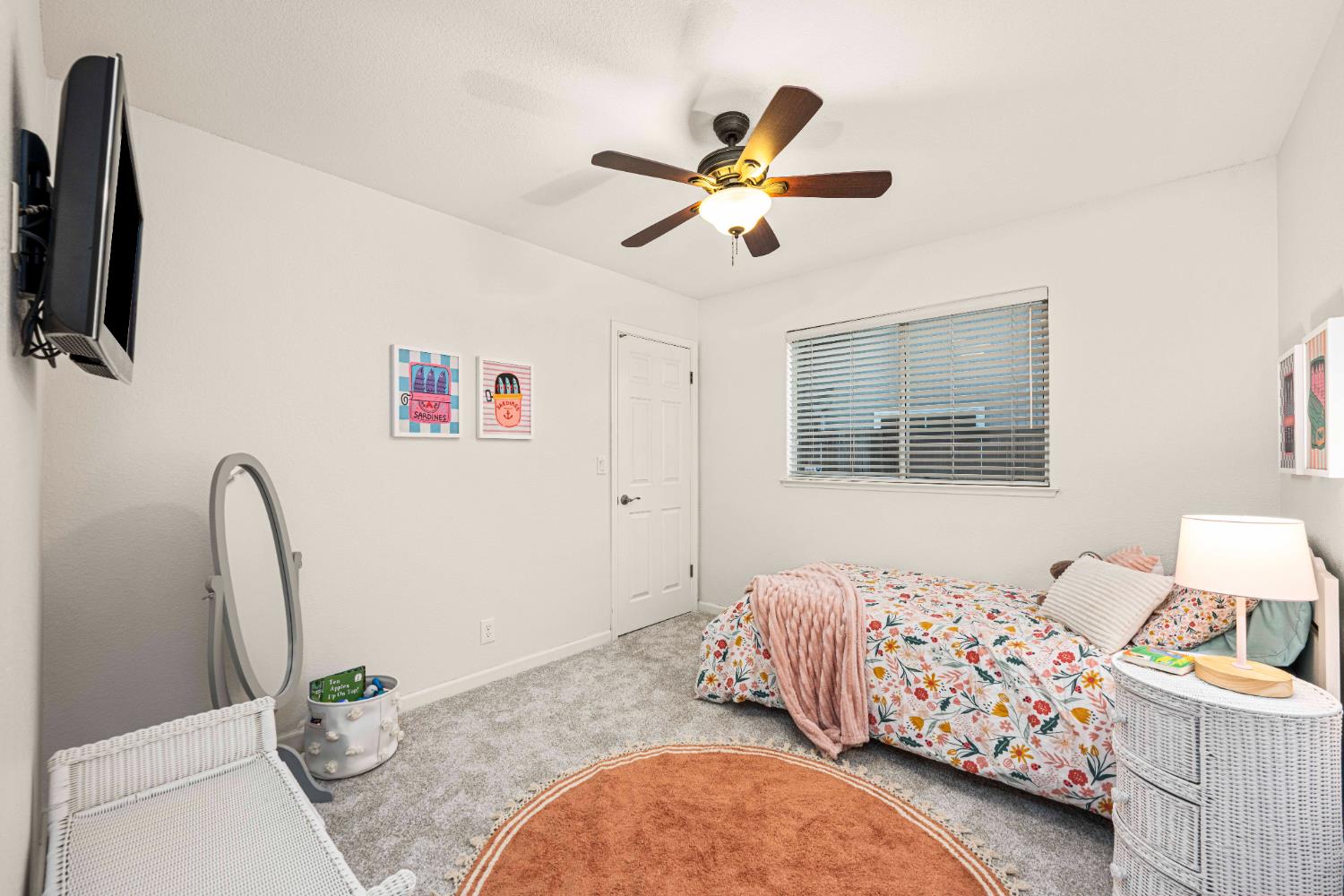 Detail Gallery Image 23 of 38 For 1470 Aberdeen Cir, Granite Bay,  CA 95746 - 4 Beds | 2 Baths
