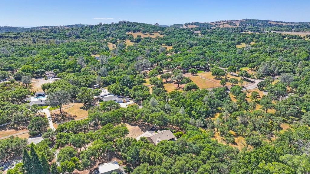 Detail Gallery Image 38 of 46 For 4301 Flying C Rd, Shingle Springs,  CA 95682 - 4 Beds | 2 Baths