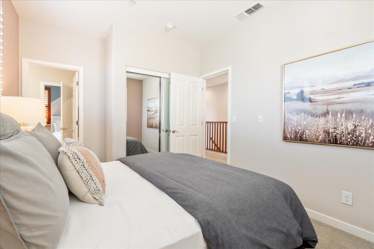 Detail Gallery Image 39 of 54 For 1032 Oakbriar Cir, Roseville,  CA 95747 - 4 Beds | 3 Baths