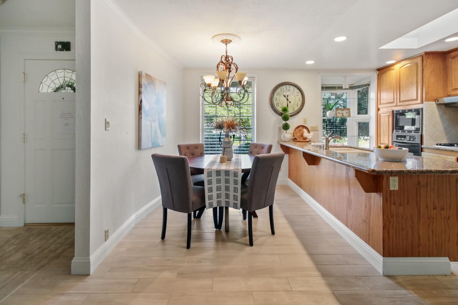 Detail Gallery Image 13 of 68 For 7365 Dambacher Dr, Granite Bay,  CA 95746 - 3 Beds | 2 Baths