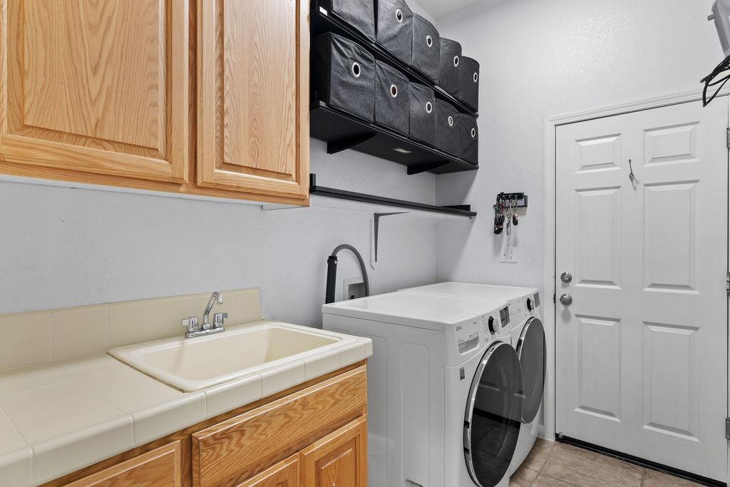 Detail Gallery Image 33 of 44 For 2833 Buckskin Way, Riverbank,  CA 95367 - 4 Beds | 2 Baths