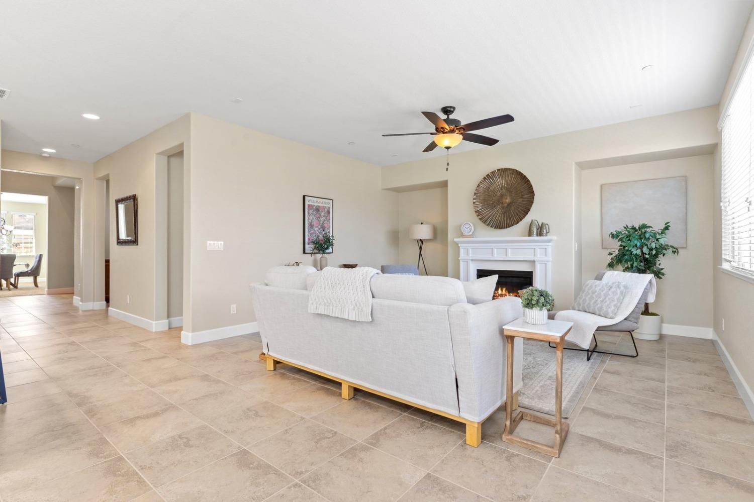 Detail Gallery Image 29 of 73 For 6307 Lookout Pass Way, Rocklin,  CA 95765 - 4 Beds | 3/1 Baths