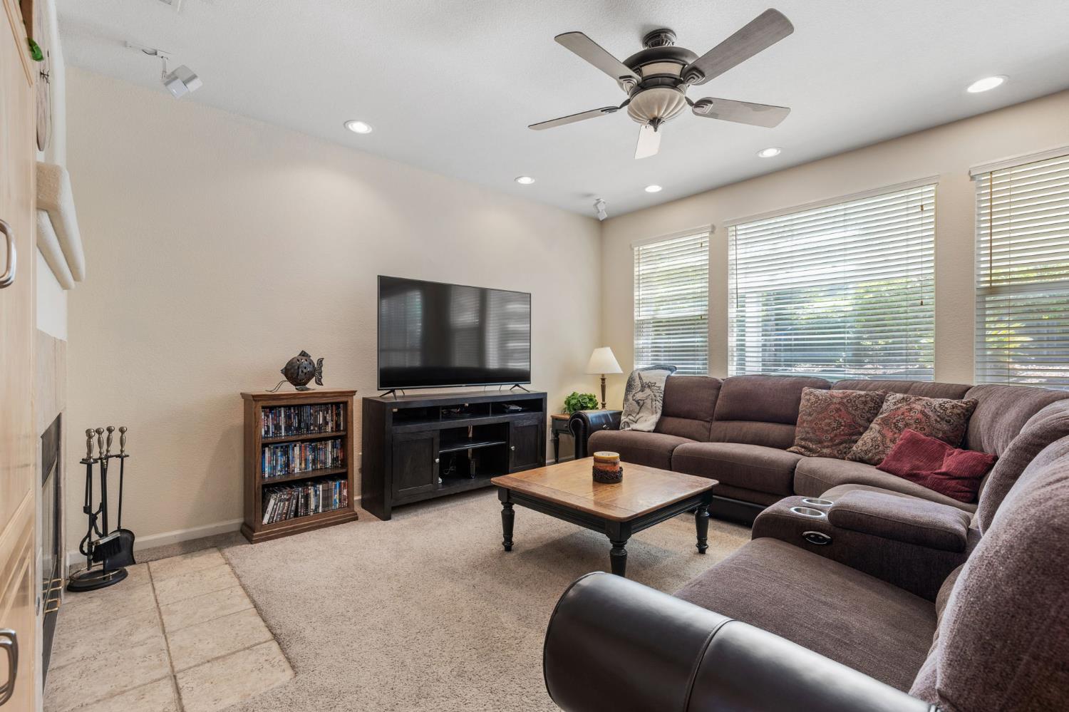 Detail Gallery Image 7 of 37 For 1931 Sanderling Ct, Rocklin,  CA 95765 - 5 Beds | 3 Baths