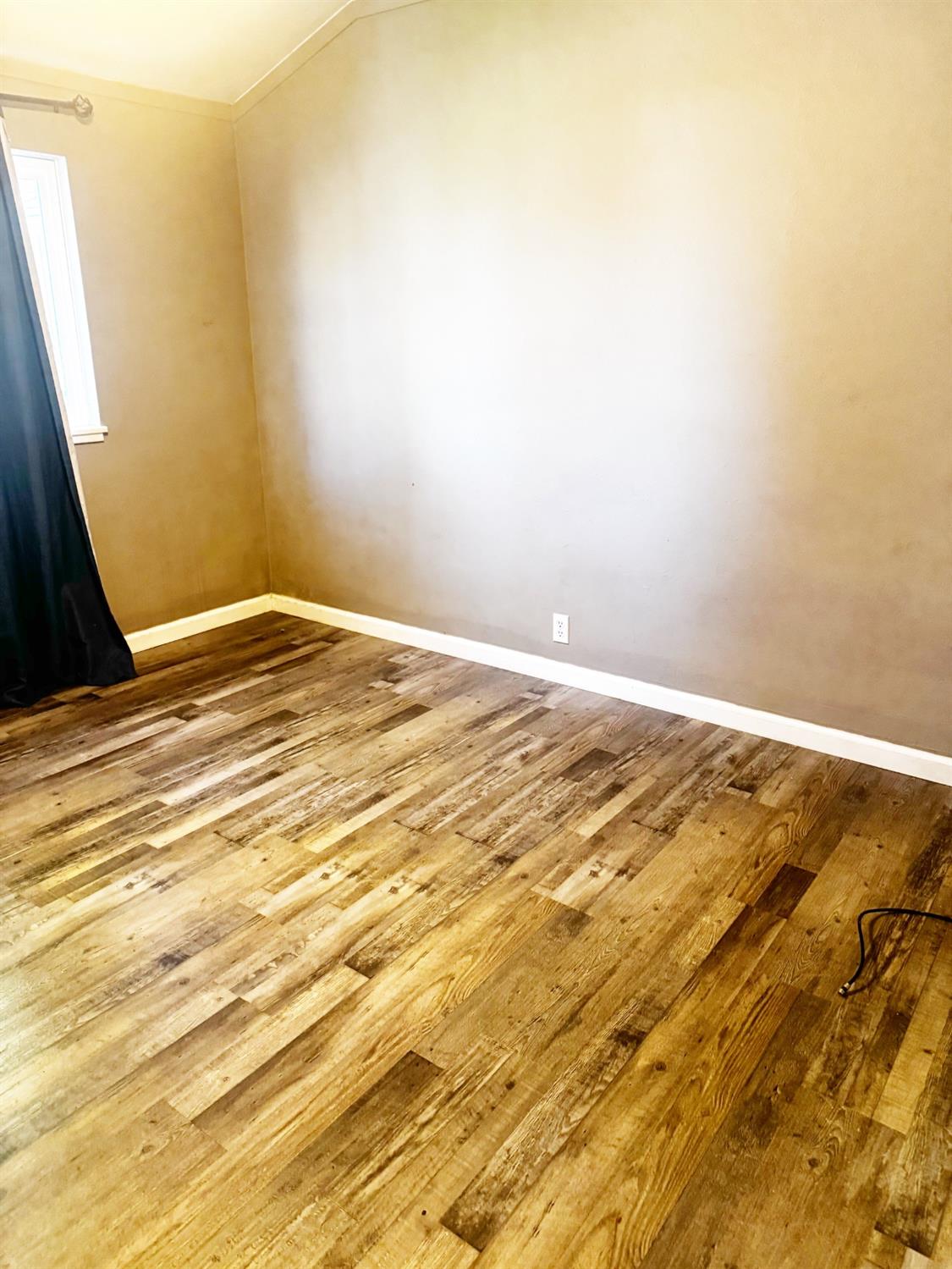 Detail Gallery Image 20 of 28 For 1422 Locke Rd, Modesto,  CA 95355 - 3 Beds | 2 Baths