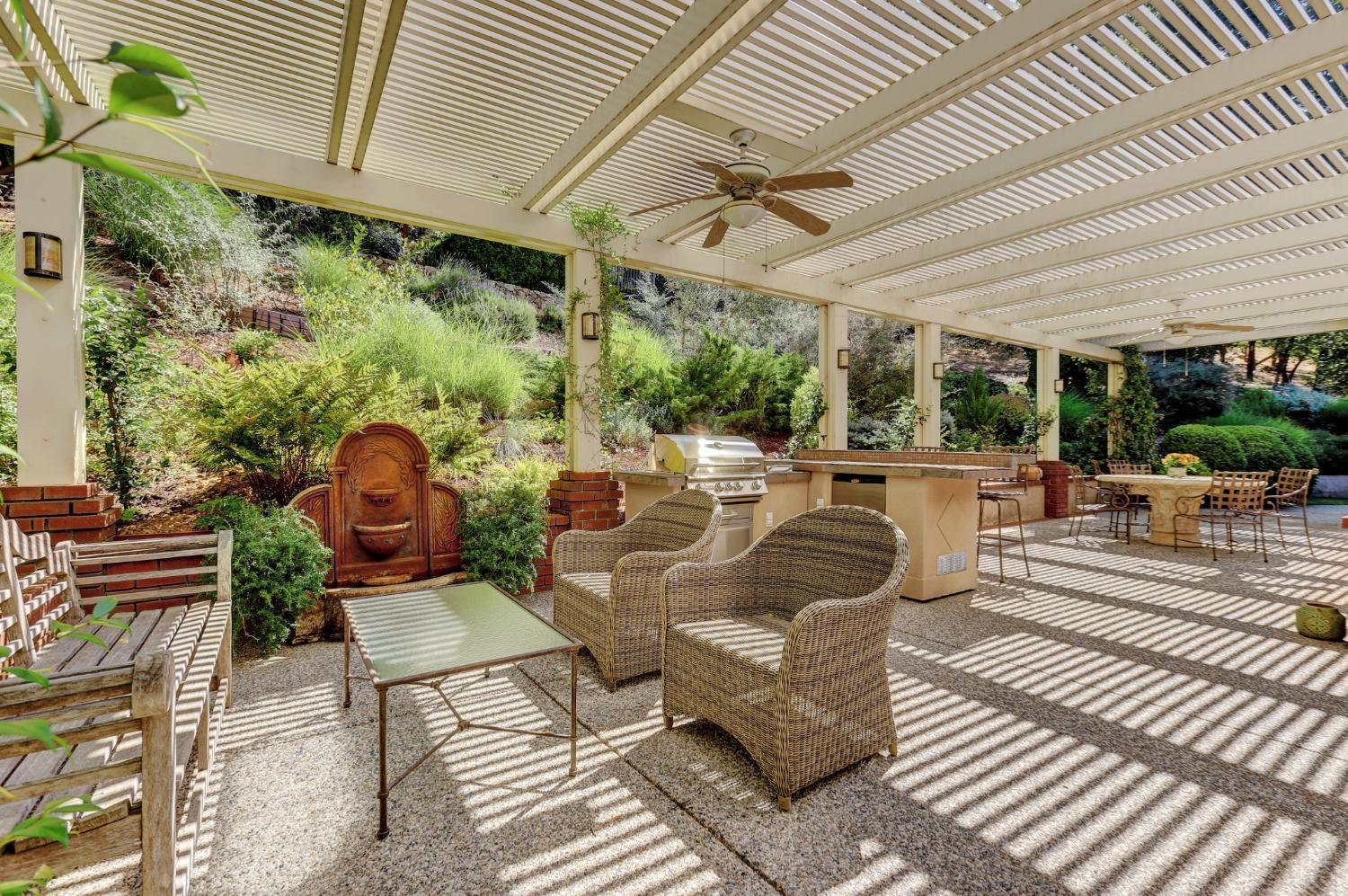Detail Gallery Image 54 of 99 For 16949 Round Valley Cir, Grass Valley,  CA 95949 - 3 Beds | 2/1 Baths