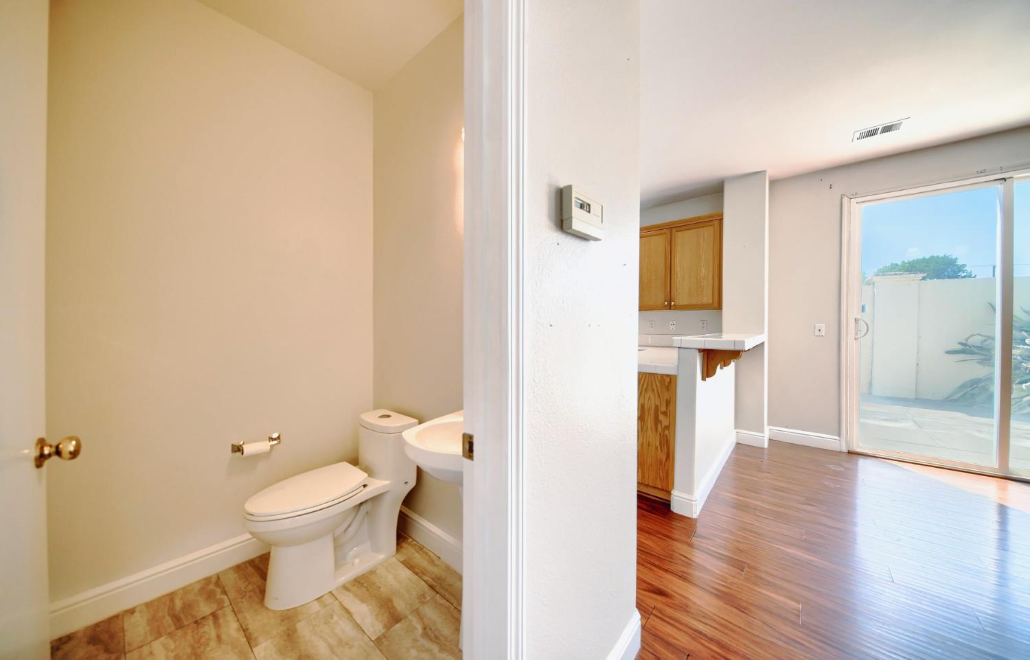 Detail Gallery Image 31 of 78 For 458 Burlington Dr, Tracy,  CA 95376 - 3 Beds | 2/1 Baths