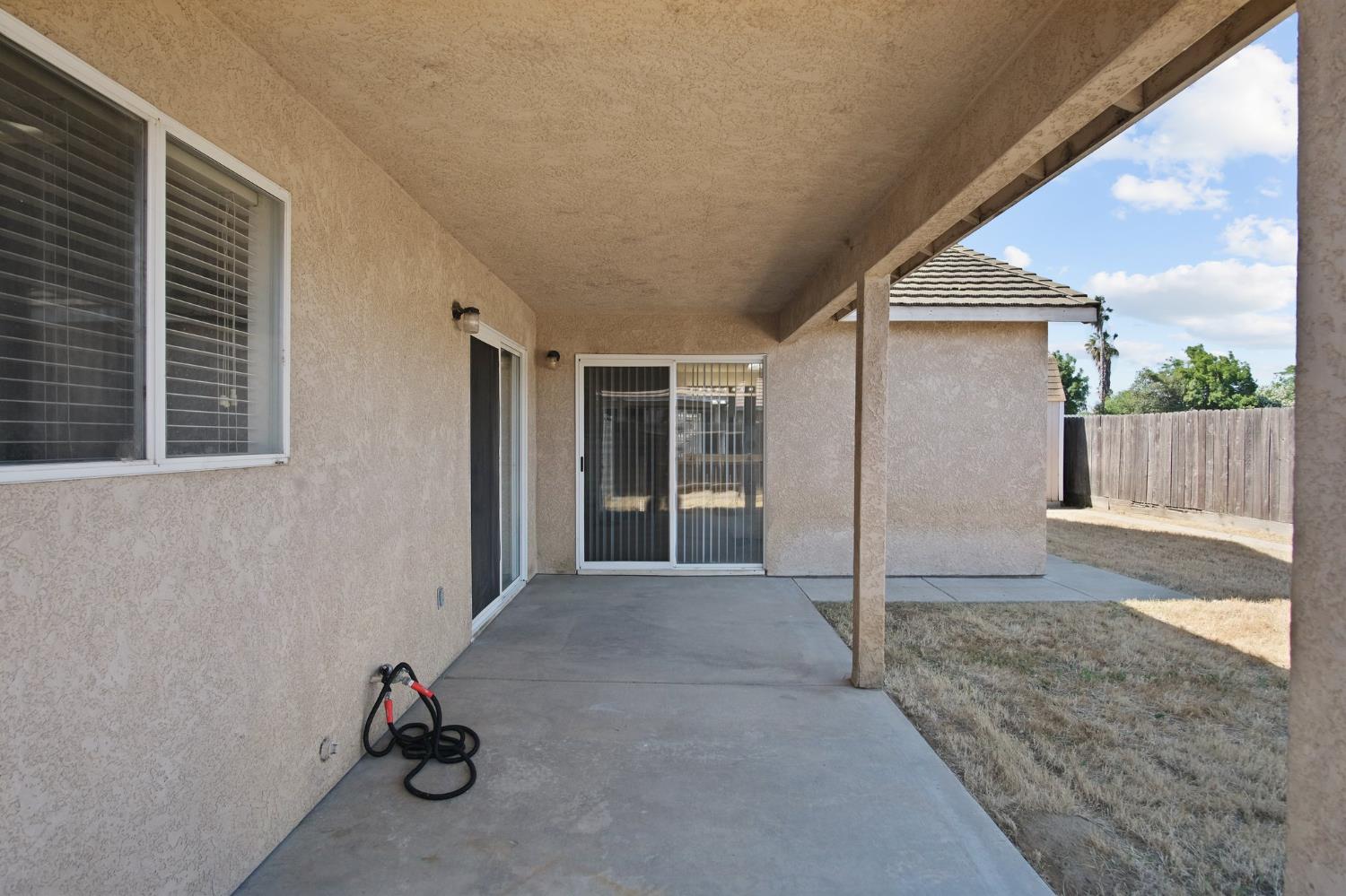 Detail Gallery Image 24 of 28 For 2711 Cameron Park Dr, Ceres,  CA 95307 - 3 Beds | 2 Baths