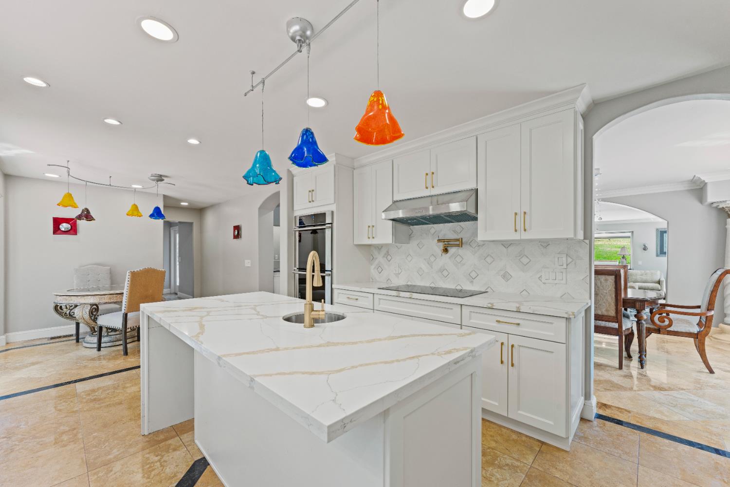 Detail Gallery Image 21 of 86 For 5360 Grassy Run Rd, Placerville,  CA 95667 - 4 Beds | 4/1 Baths