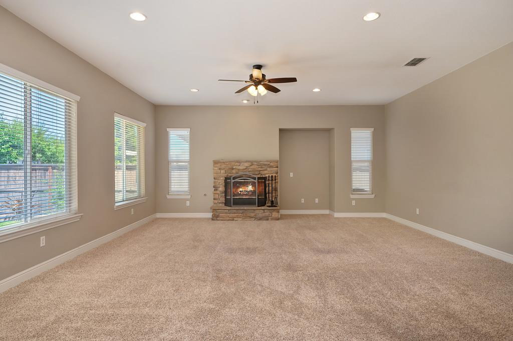 Detail Gallery Image 38 of 87 For 5729 Northborough Dr, Sacramento,  CA 95835 - 4 Beds | 3/1 Baths