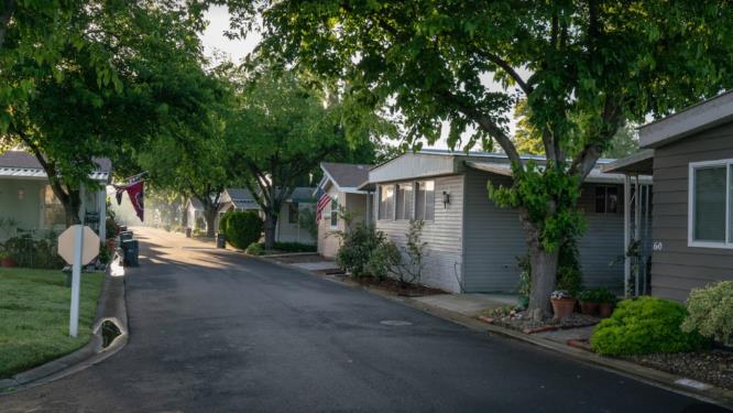 Detail Gallery Image 33 of 38 For 3901 Lake Rd 170, West Sacramento,  CA 95691 - 3 Beds | 2 Baths