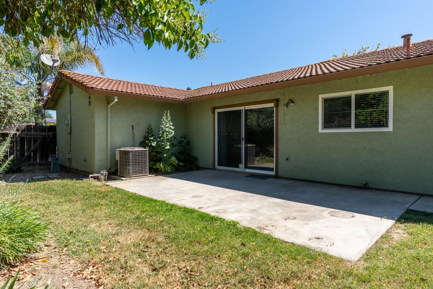 Detail Gallery Image 39 of 44 For 373 Foxmeadow Way, Los Banos,  CA 93635 - 4 Beds | 2 Baths