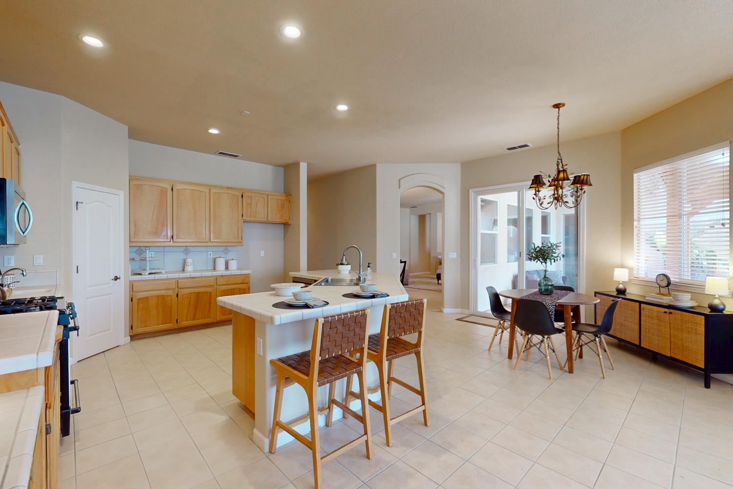 Detail Gallery Image 65 of 76 For 1868 Kendall Ct, Yuba City,  CA 95993 - 4 Beds | 2/1 Baths