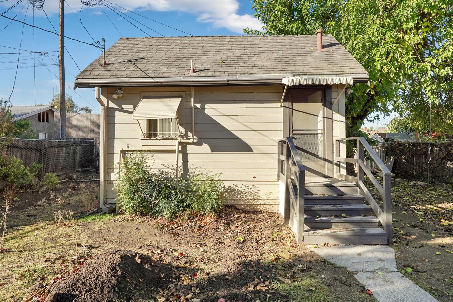 Detail Gallery Image 31 of 40 For 1129 S Lincoln St, Stockton,  CA 95206 - 3 Beds | 2 Baths