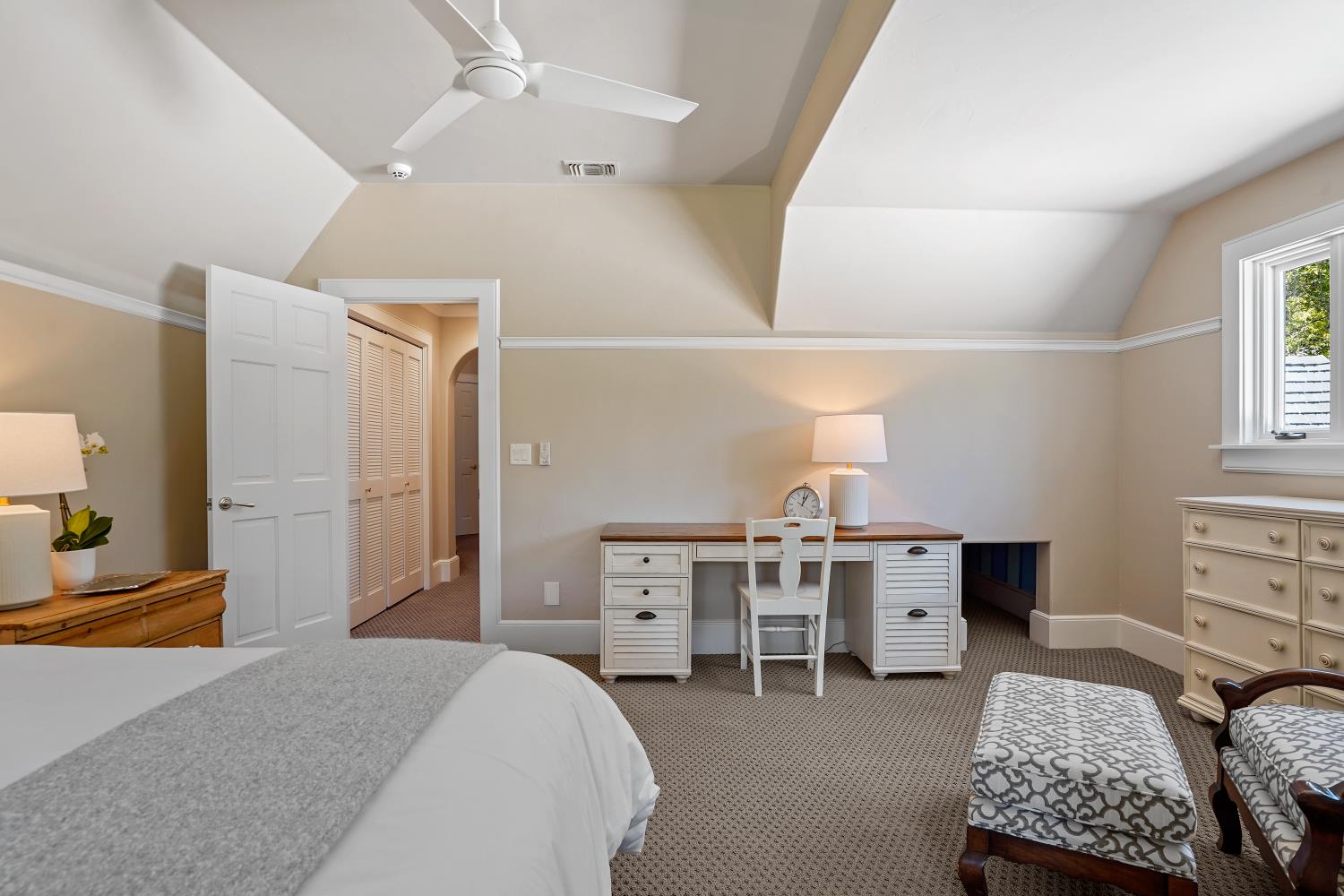Detail Gallery Image 42 of 89 For 510 Knightsbridge Ln, Sacramento,  CA 95864 - 6 Beds | 4/1 Baths