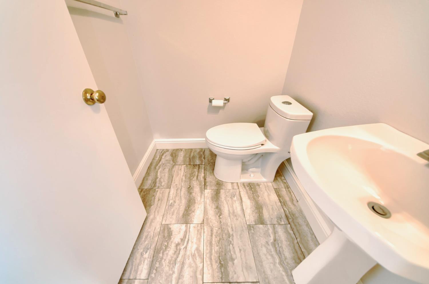 Detail Gallery Image 65 of 78 For 458 Burlington Dr, Tracy,  CA 95376 - 3 Beds | 2/1 Baths
