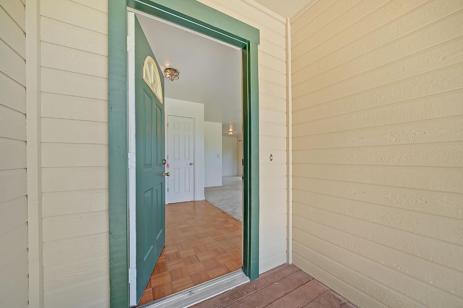 Detail Gallery Image 7 of 61 For 6816 Italian Vista Ct, Mokelumne Hill,  CA 95245 - 3 Beds | 2 Baths