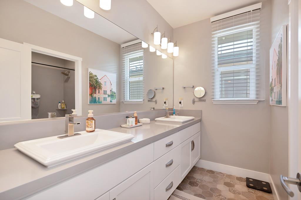 Detail Gallery Image 28 of 52 For 4432 Juneberry Dr, Sacramento,  CA 95834 - 3 Beds | 2/1 Baths