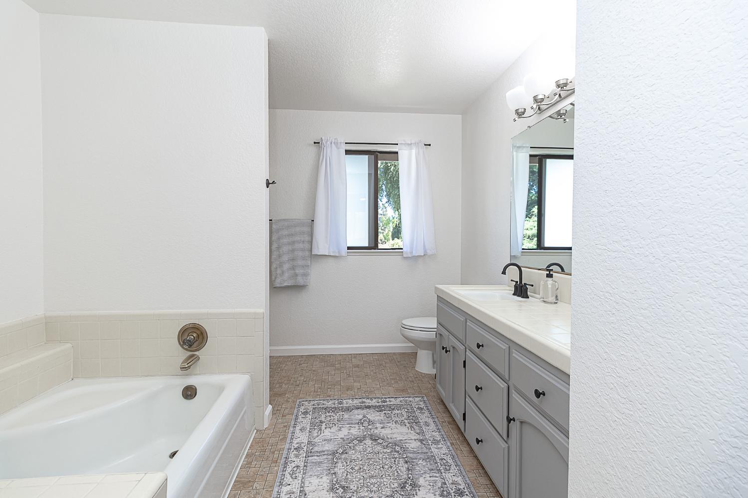 Clubhouse Way, Manteca, California image 22