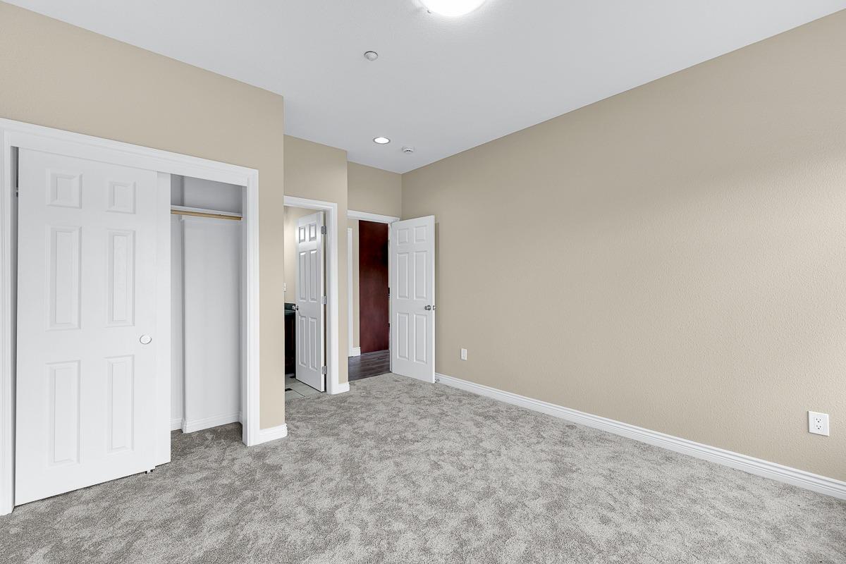 Detail Gallery Image 29 of 51 For 19539 Meekland Ave, Hayward,  CA 94541 - 3 Beds | 3 Baths