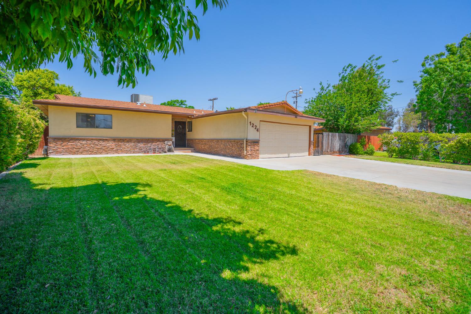 Detail Gallery Image 10 of 67 For 1224 Overland Rd, Los Banos,  CA 93635 - 3 Beds | 2 Baths