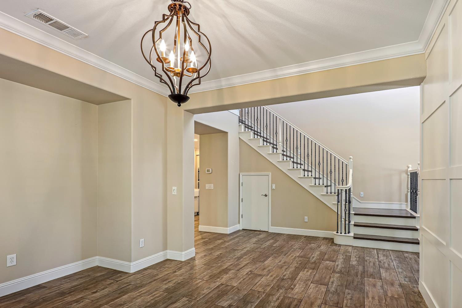 Detail Gallery Image 50 of 80 For 5806 Lagrande Way, Stockton,  CA 95219 - 4 Beds | 3 Baths