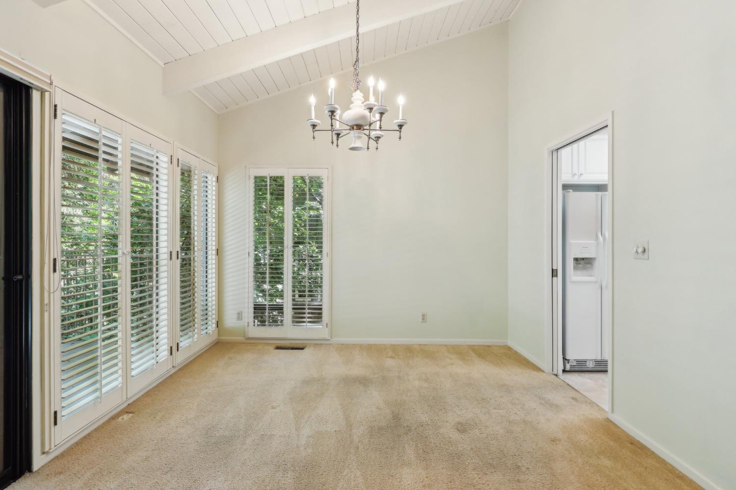 Detail Gallery Image 17 of 47 For 84 Riverknoll Pl, Carmichael,  CA 95608 - 2 Beds | 2/1 Baths